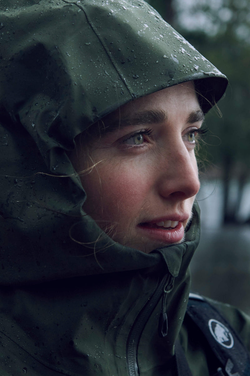Waterproof vs. water resistant materials: what’s the difference?