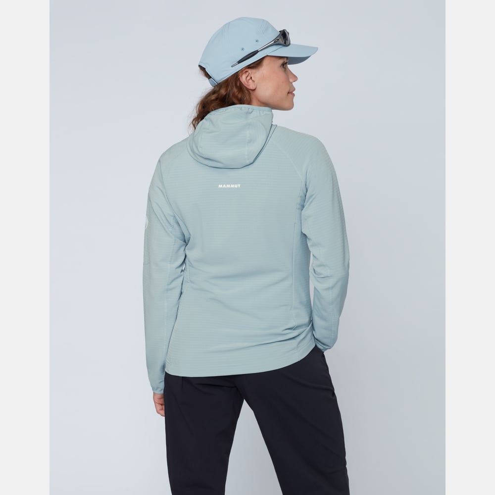 Madris Light ML Hooded Jacket Women in nebla - detail view 2