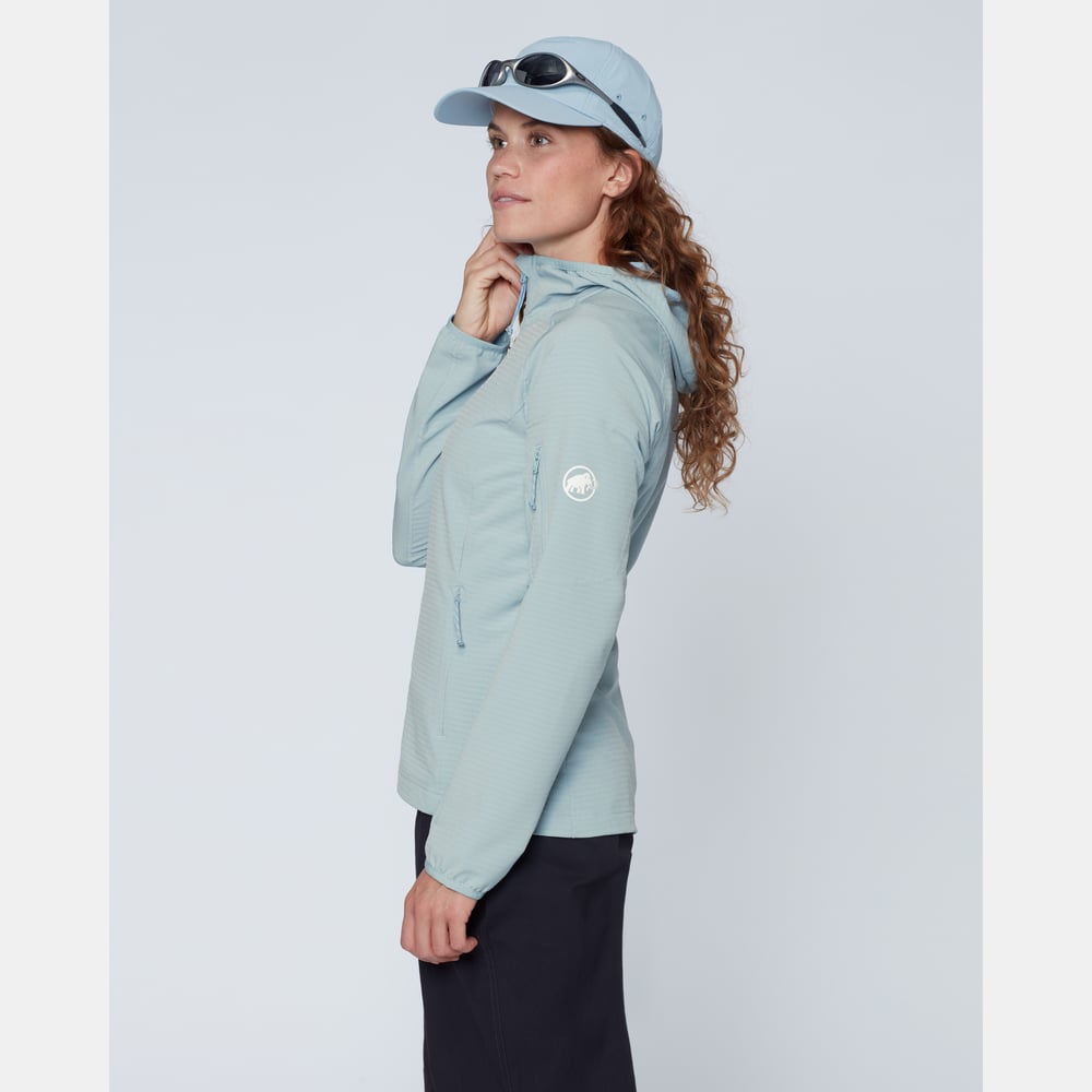 Madris Light ML Hooded Jacket Women in nebla - detail view 3