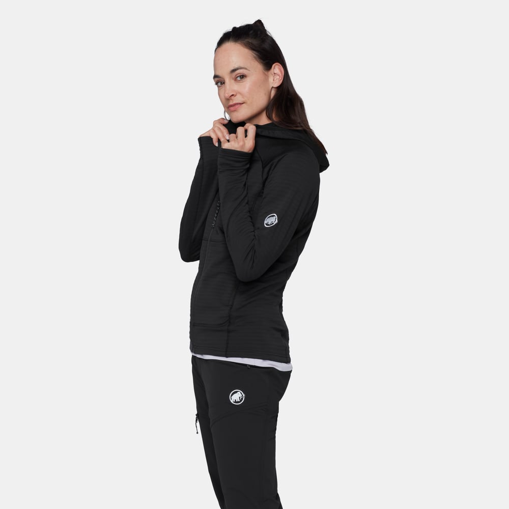 Taiss ML Hooded Jacket Women in black - detail view 3